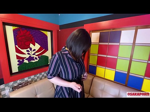 ❤️ Japanese cutie met groot tiete masturbeer met seksspeelgoed en kry 'n orgasme. Sy praat in 'n onderhoud oor haar fokken ervaring. Groot tiete en harige poes wat hard kreun. Osakaporn Porno by ons af.tubesexer-com.ru ❌️